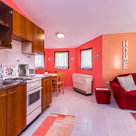 Bardak Apartment Ližnjan