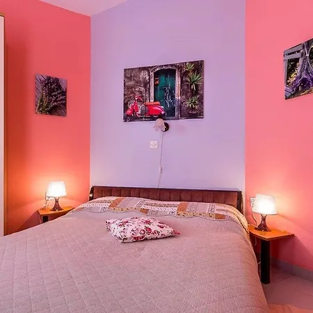 Bardak Apartment Liznjan