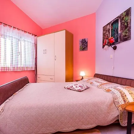 Bardak Apartment Liznjan