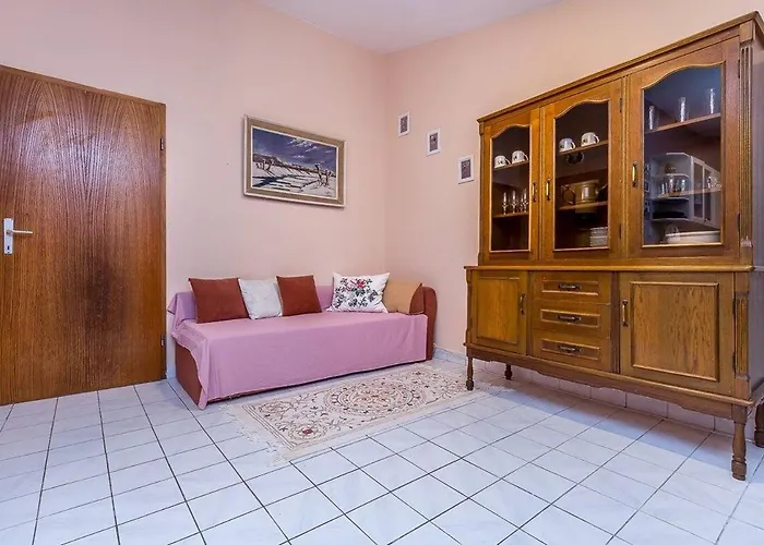 Bardak Apartment Liznjan